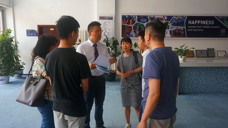 出國留學(xué)選擇私立國際學(xué)校還是兩條腿走路的公立國際班.jpg