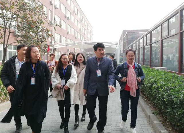 力邁學(xué)校·海南省儋州市小學(xué)英語骨干教師跟崗培訓(xùn)