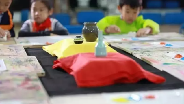 力邁中美國際學校