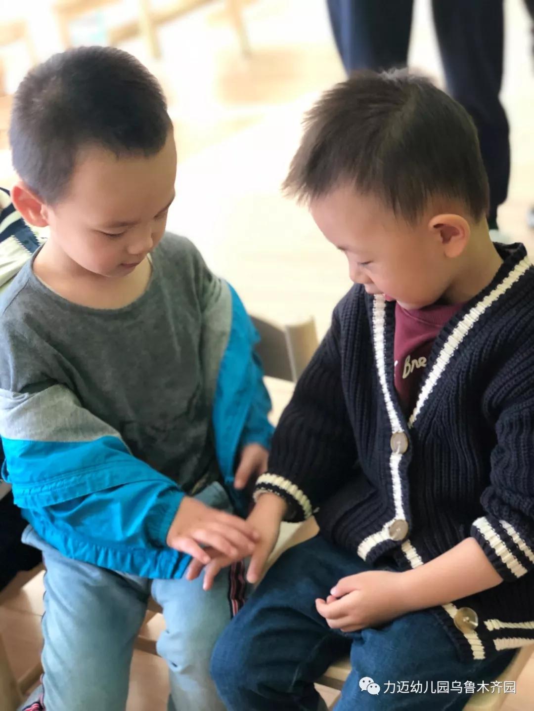 班級(jí)資訊‖快來(lái)力邁幼兒園跟我一起認(rèn)識(shí)穴位~(圖10)