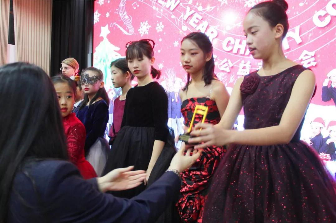 “溫暖的棉手套”/力邁中美國(guó)際學(xué)校新年公益音樂(lè)會(huì)(圖27)