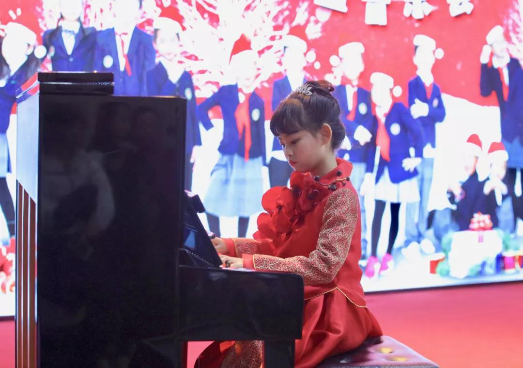 “溫暖的棉手套”/力邁中美國(guó)際學(xué)校新年公益音樂(lè)會(huì)(圖10)