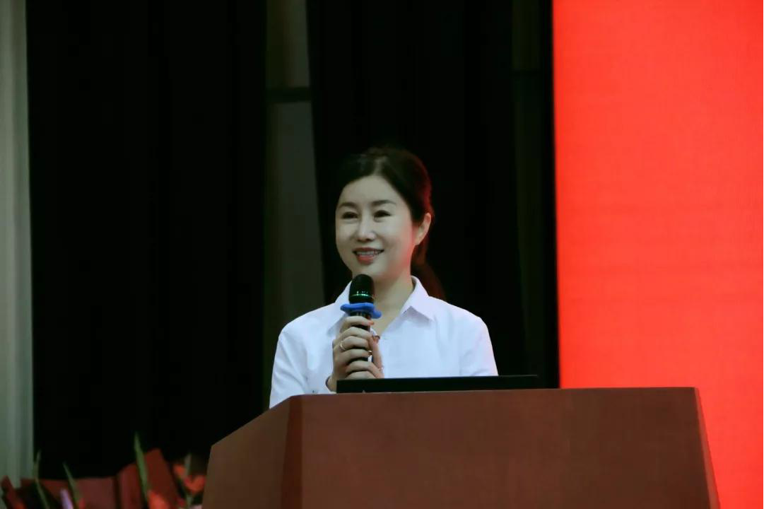 金鼠迎春，福滿人間/力邁教職員工新春聯(lián)歡暨2019期末表彰大會(huì)(圖4)