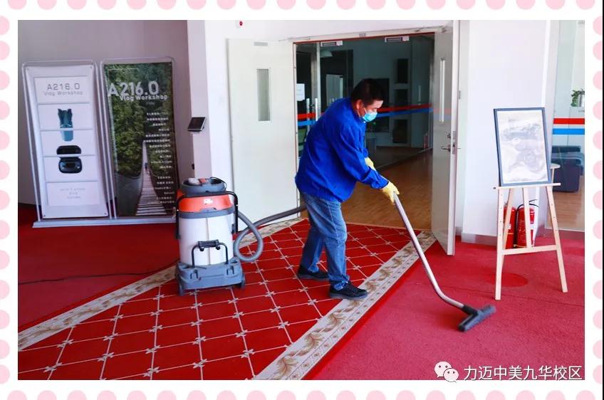 不凡四月人依舊，北歸大雁似曾識。| 力邁校園墨香滿，春暖花開待君歸。(圖36)